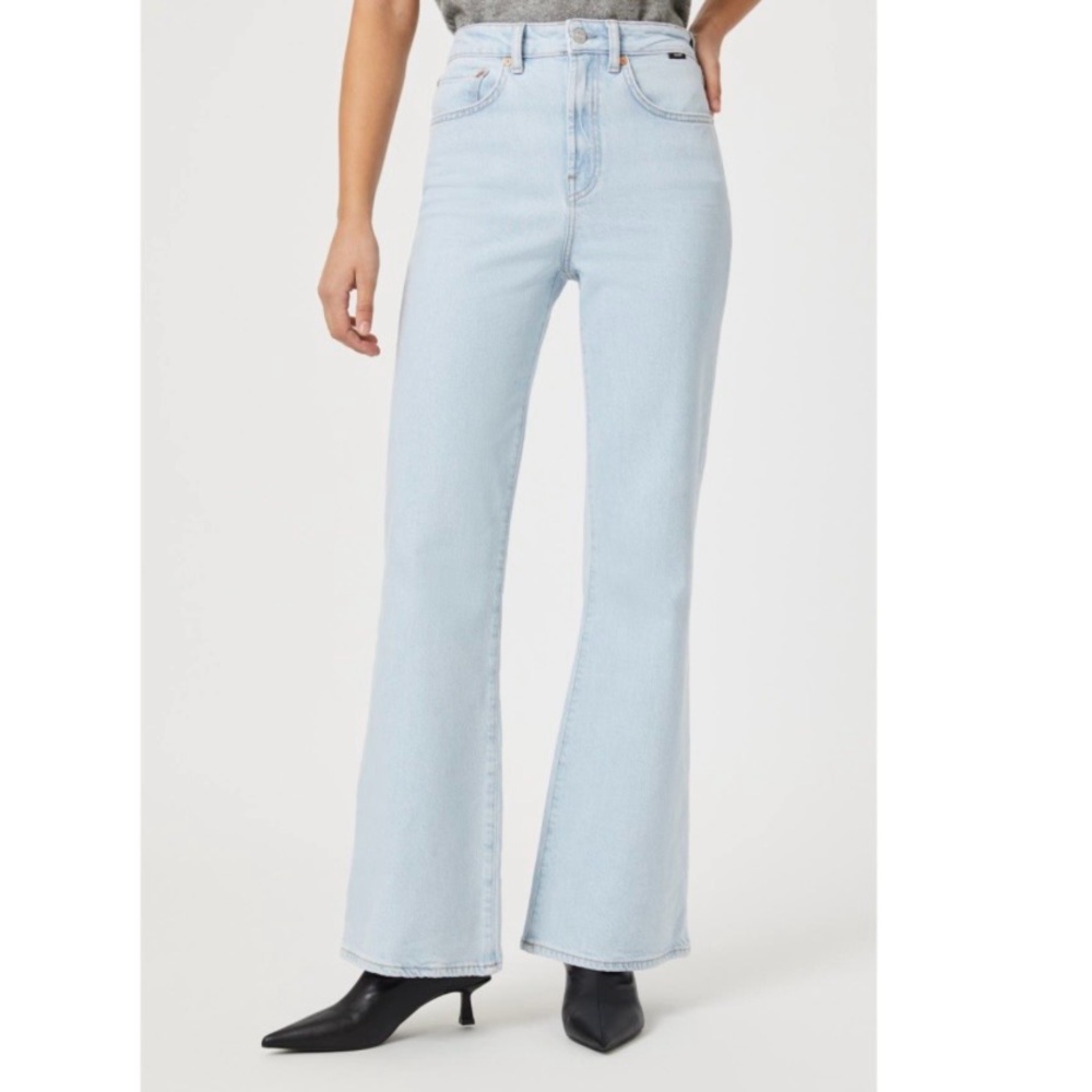 Mavi Los Angeles Light‎ Wash High-Rise 70's Flare Jeans. NWT. Size 28
